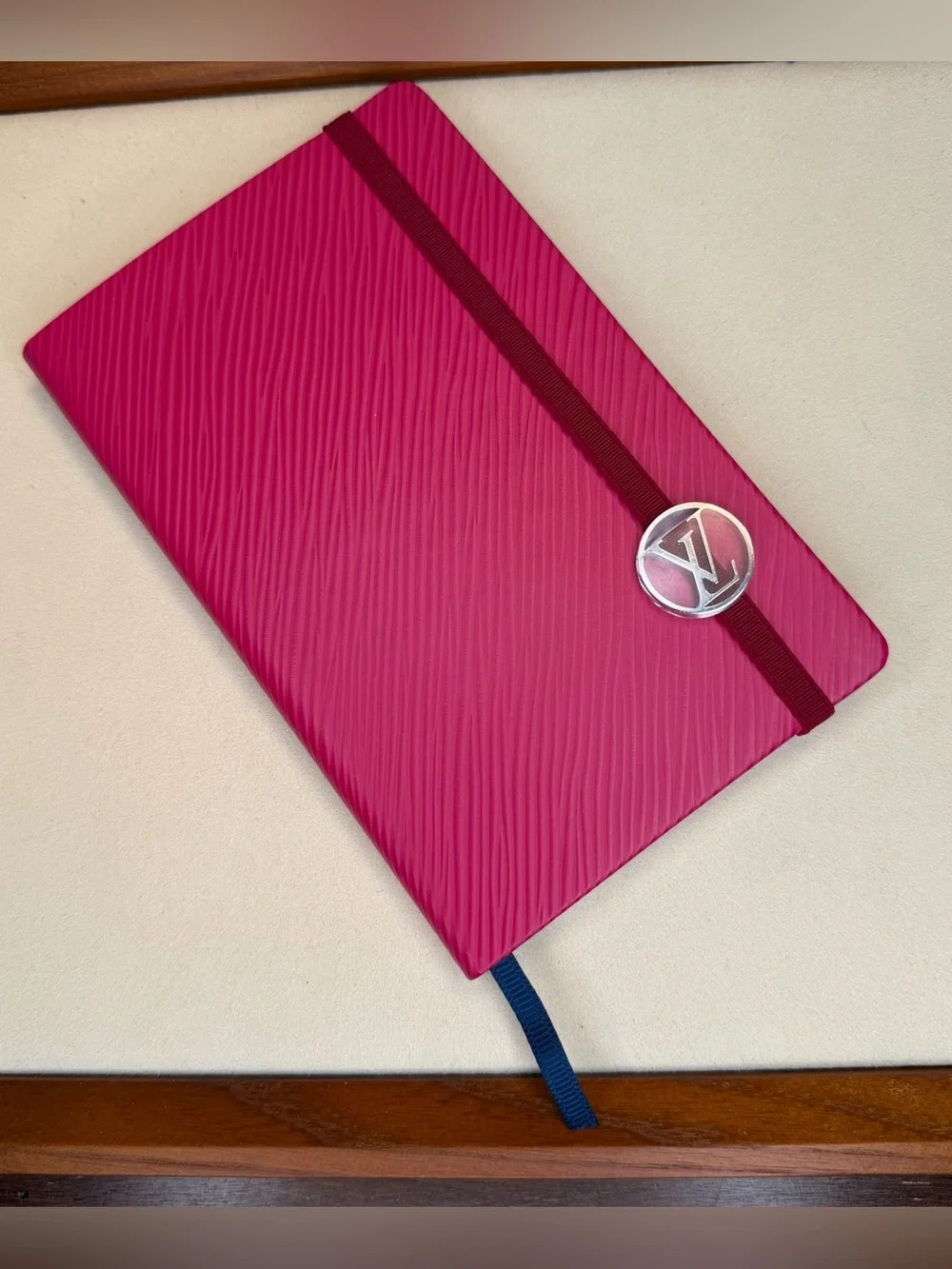 BRAND NEW! Louis Vuitton Epi Cahier Gustave MM Notebook